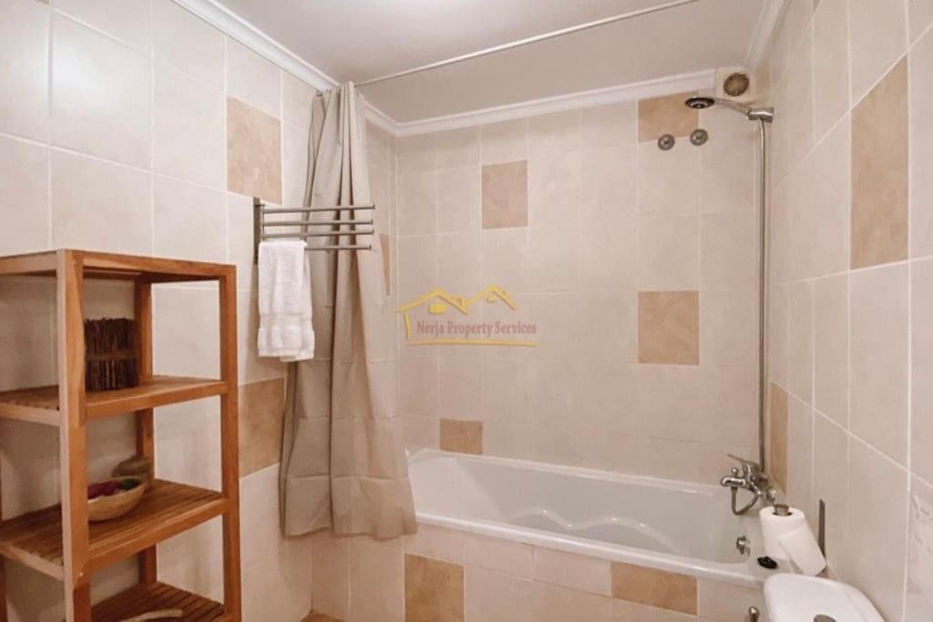 Beautiful Views, Pool & Just 10Min To The Beach Nerja Zewnętrze zdjęcie